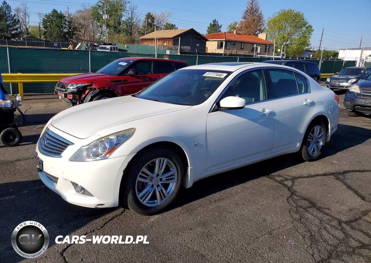 2015 Infiniti Q40 Base