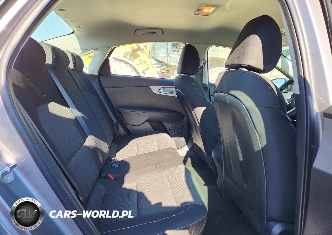 2024 Kia Forte Lxs VIN:3KPF24AD1RE789163 - 10