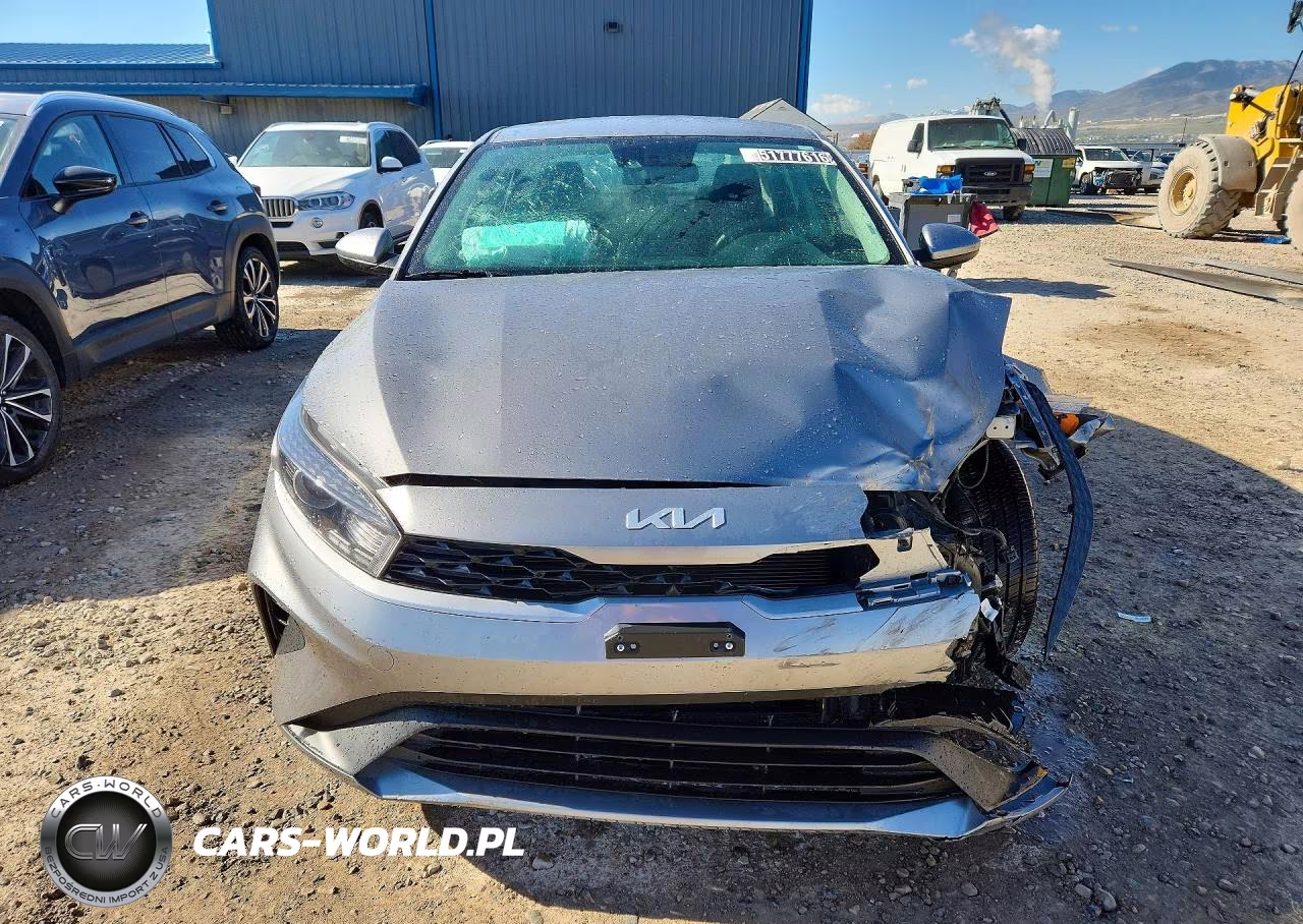 2024 Kia Forte Lxs VIN:3KPF24AD1RE789163 - 5