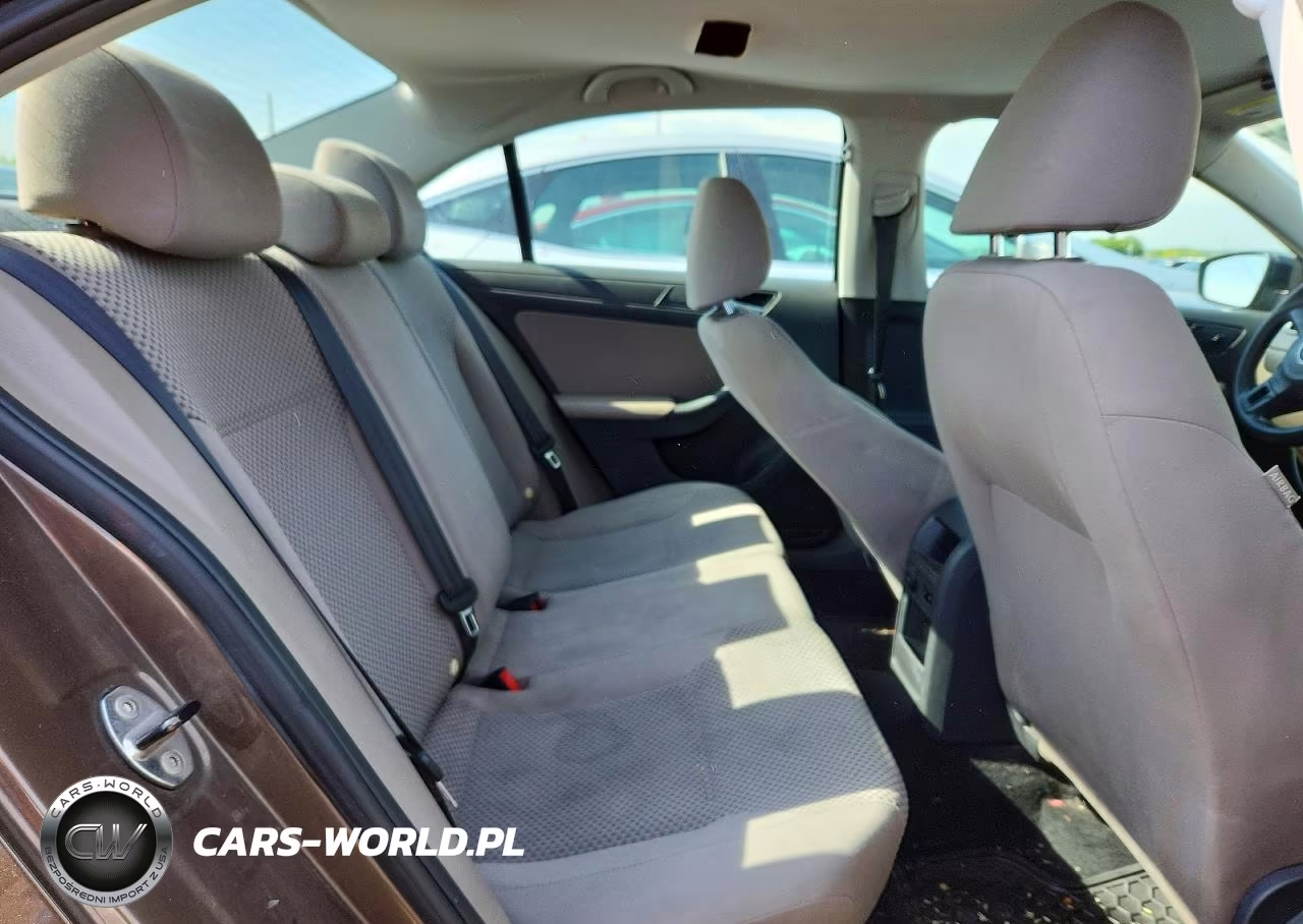 2014 Volkswagen Jetta Base VIN:3VW2K7AJ7EM213788 - 10