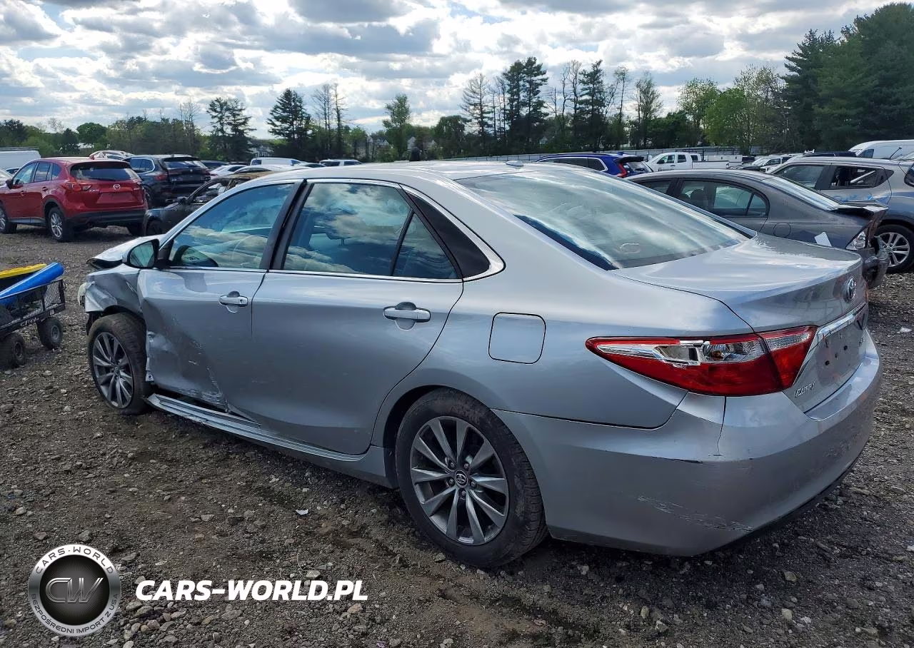 2015 Toyota Camry Xle VIN:4T1BF1FK7FU878494 - 2
