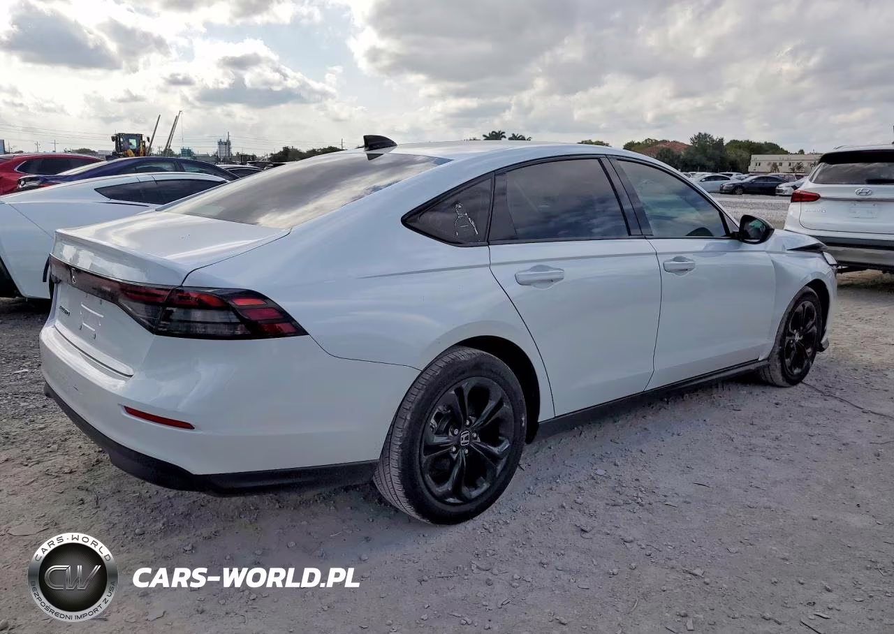 2025 Honda Accord Se VIN:1HGCY1F45SA039705 - 3