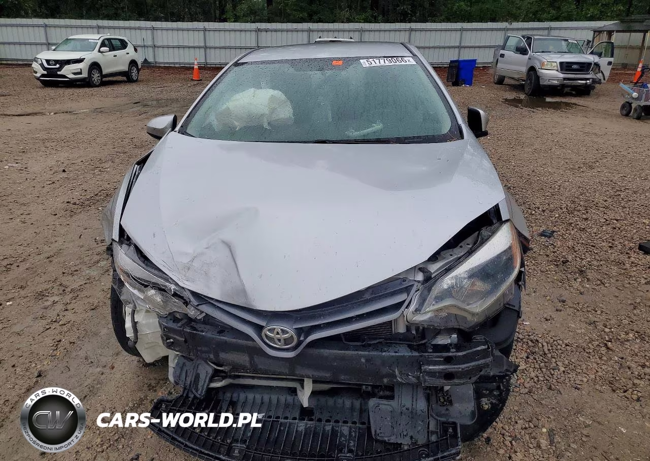 2015 Toyota Corolla Le VIN:2T1BURHE5FC464241 - 5