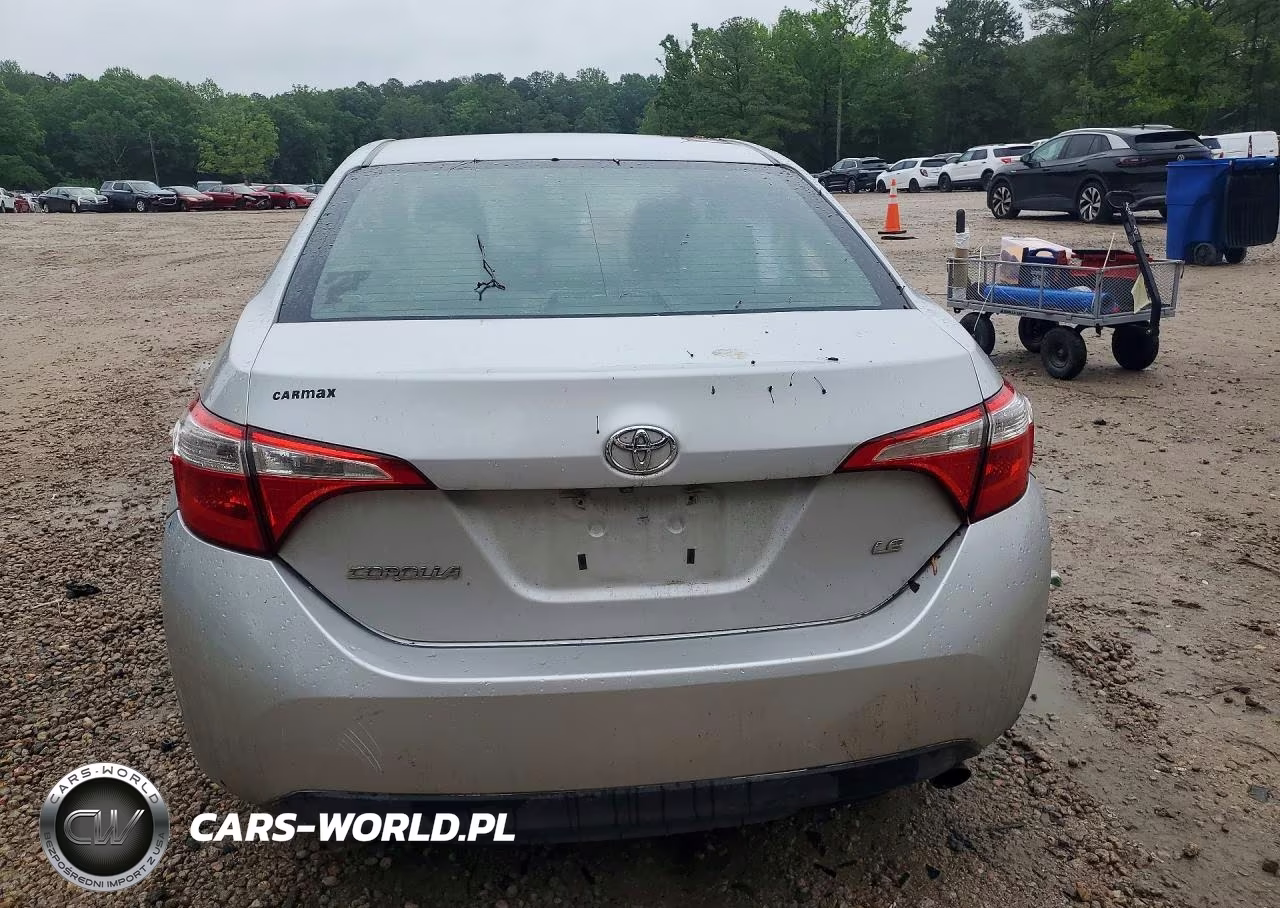 2015 Toyota Corolla Le VIN:2T1BURHE5FC464241 - 6
