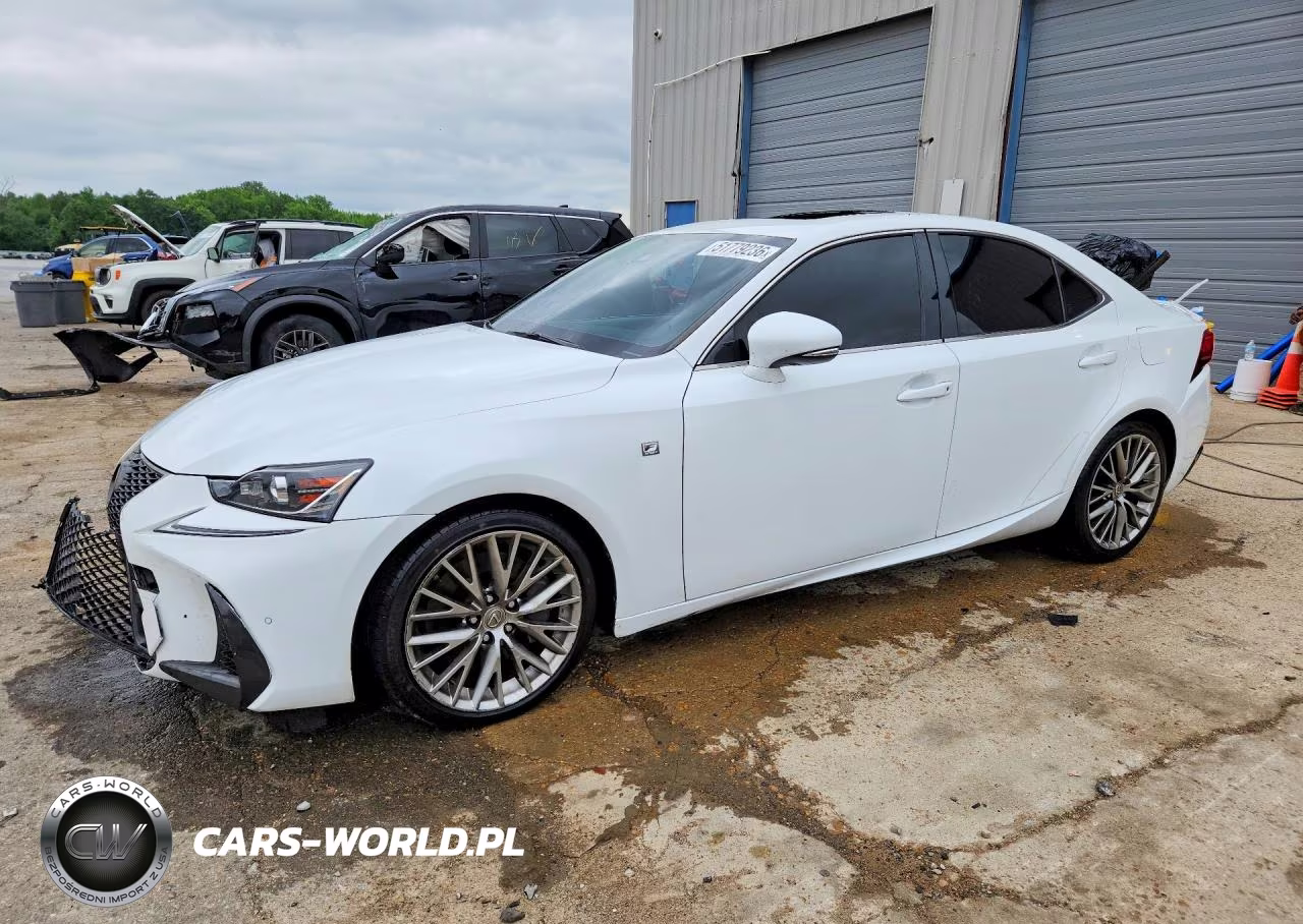 2019 LEXUS IS 300