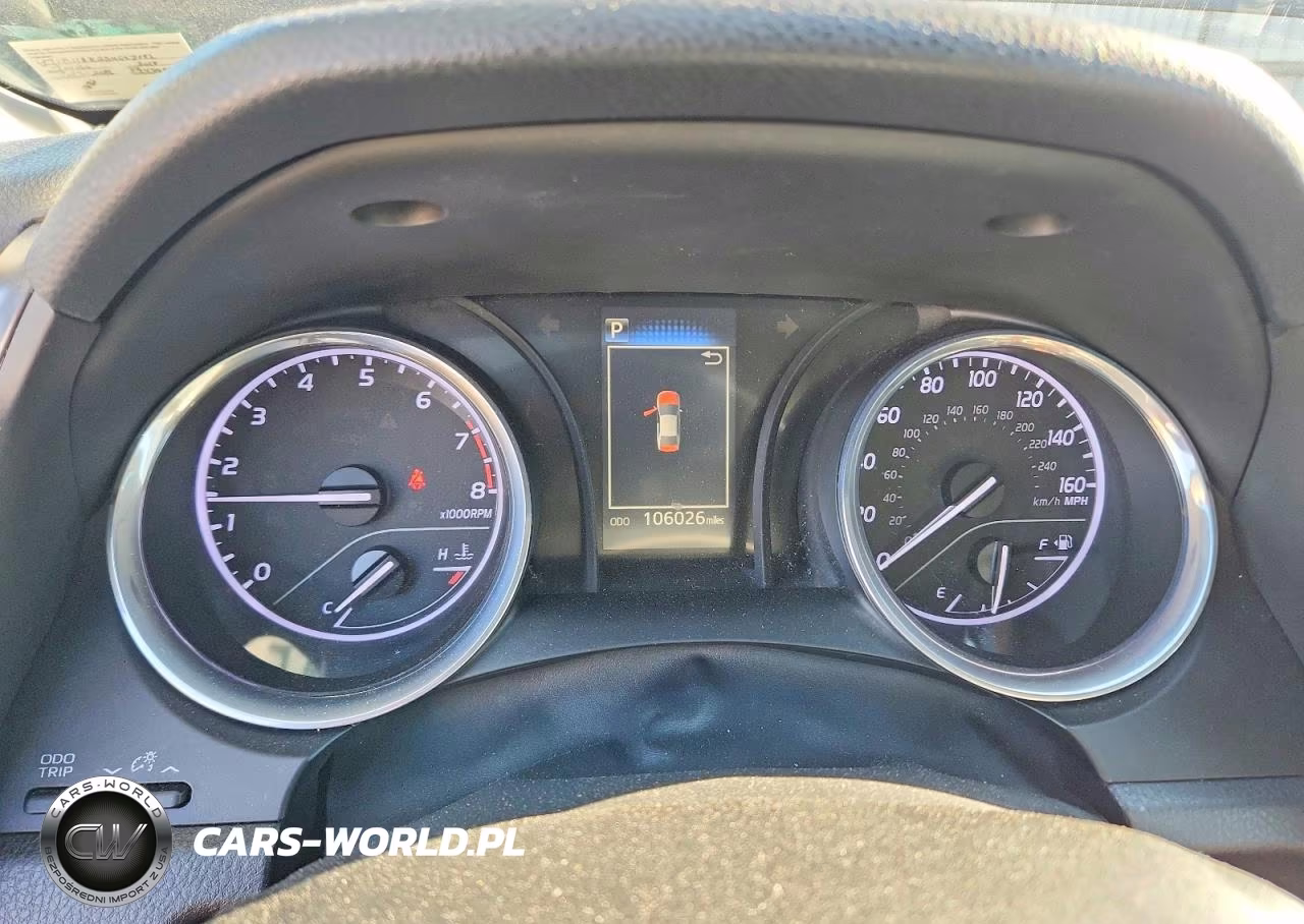 2018 Toyota Camry Se VIN:4T1B11HK2JU657082 - 9