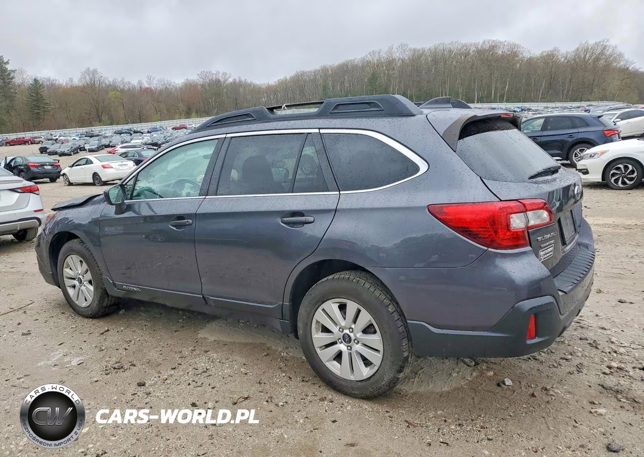 2018 Subaru Outback 2.5I Premium VIN:4S4BSACC9J3321951 - 2