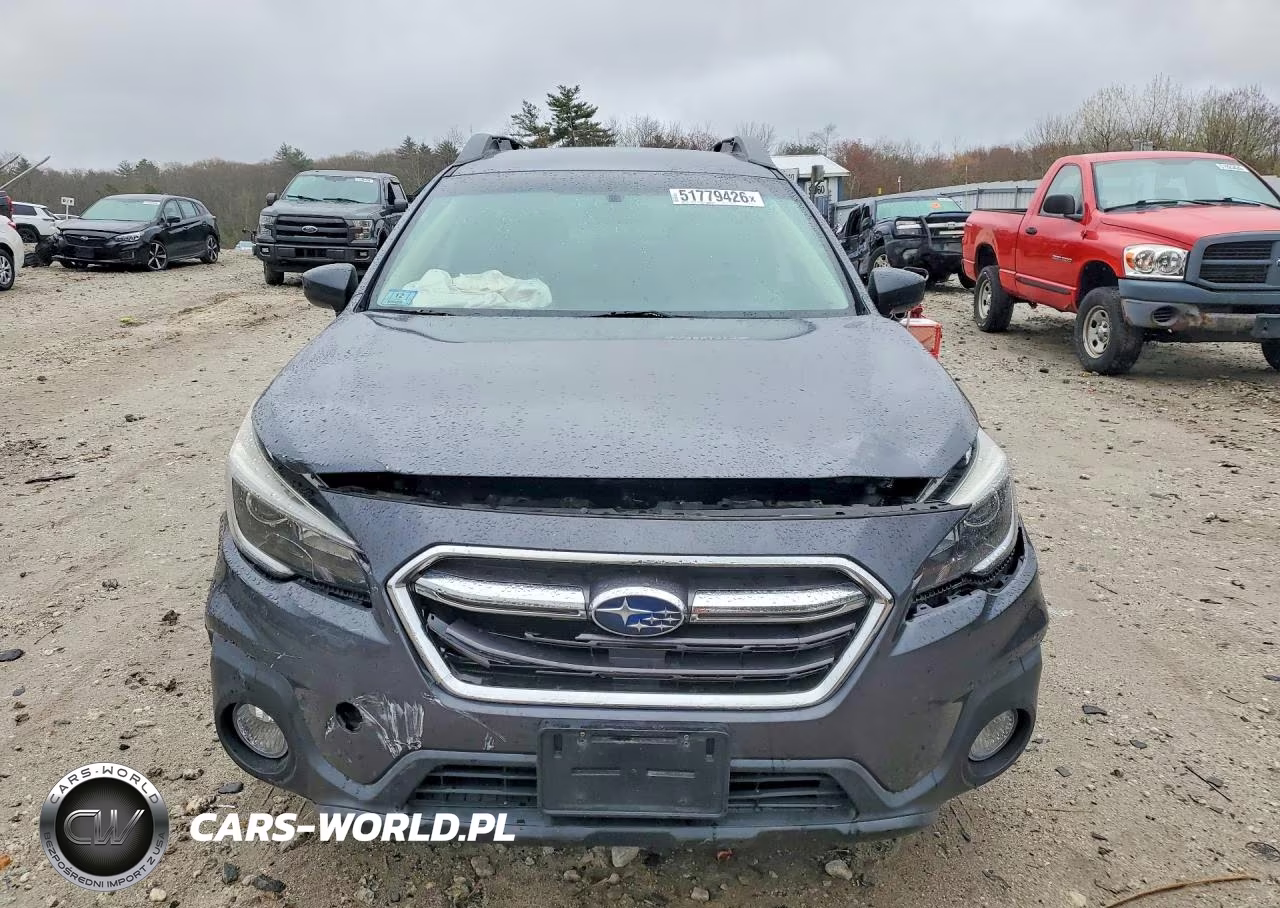 2018 Subaru Outback 2.5I Premium VIN:4S4BSACC9J3321951 - 5