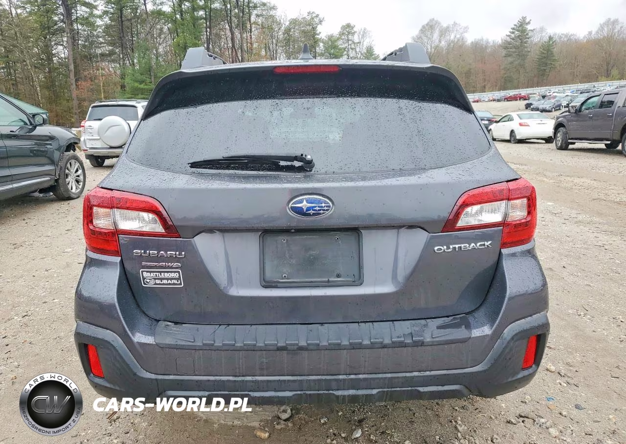 2018 Subaru Outback 2.5I Premium VIN:4S4BSACC9J3321951 - 6