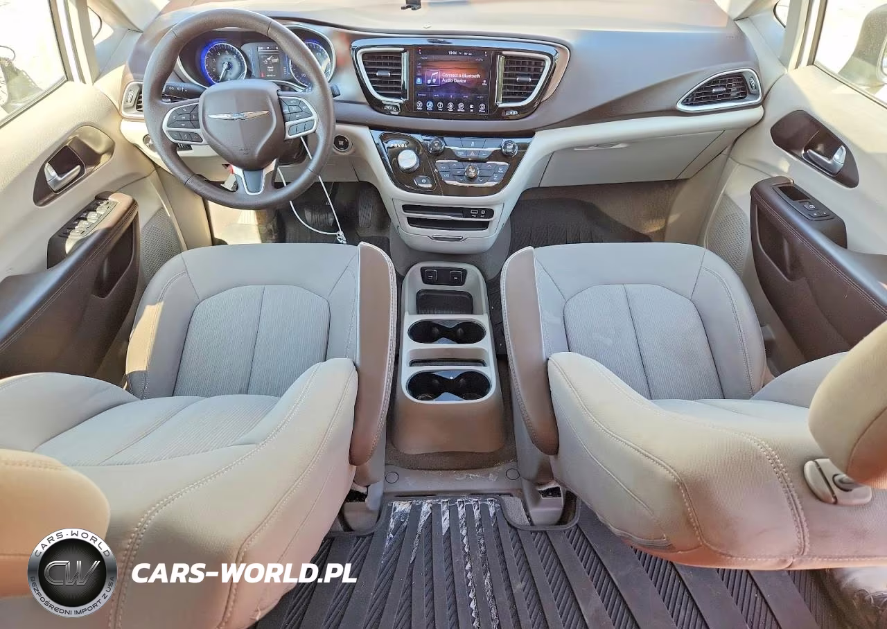 2017 Chrysler Pacifica Touring VIN:2C4RC1DG4HR520148 - 8
