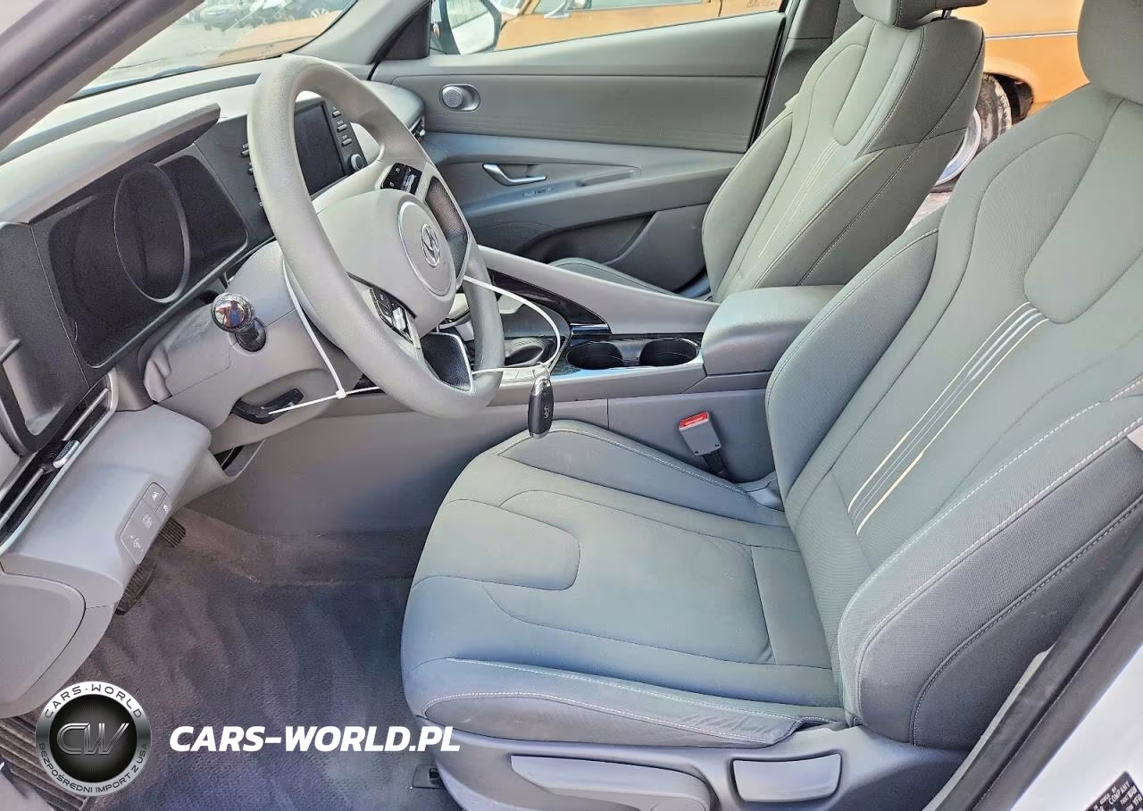 2023 Hyundai Elantra Blue VIN:KMHLM4AJ7PU042972 - 7