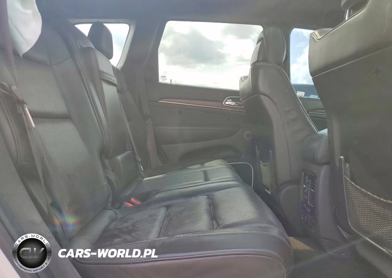 2018 Jeep Grand Cherokee Summit VIN:1C4RJFJG3JC245409 - 11
