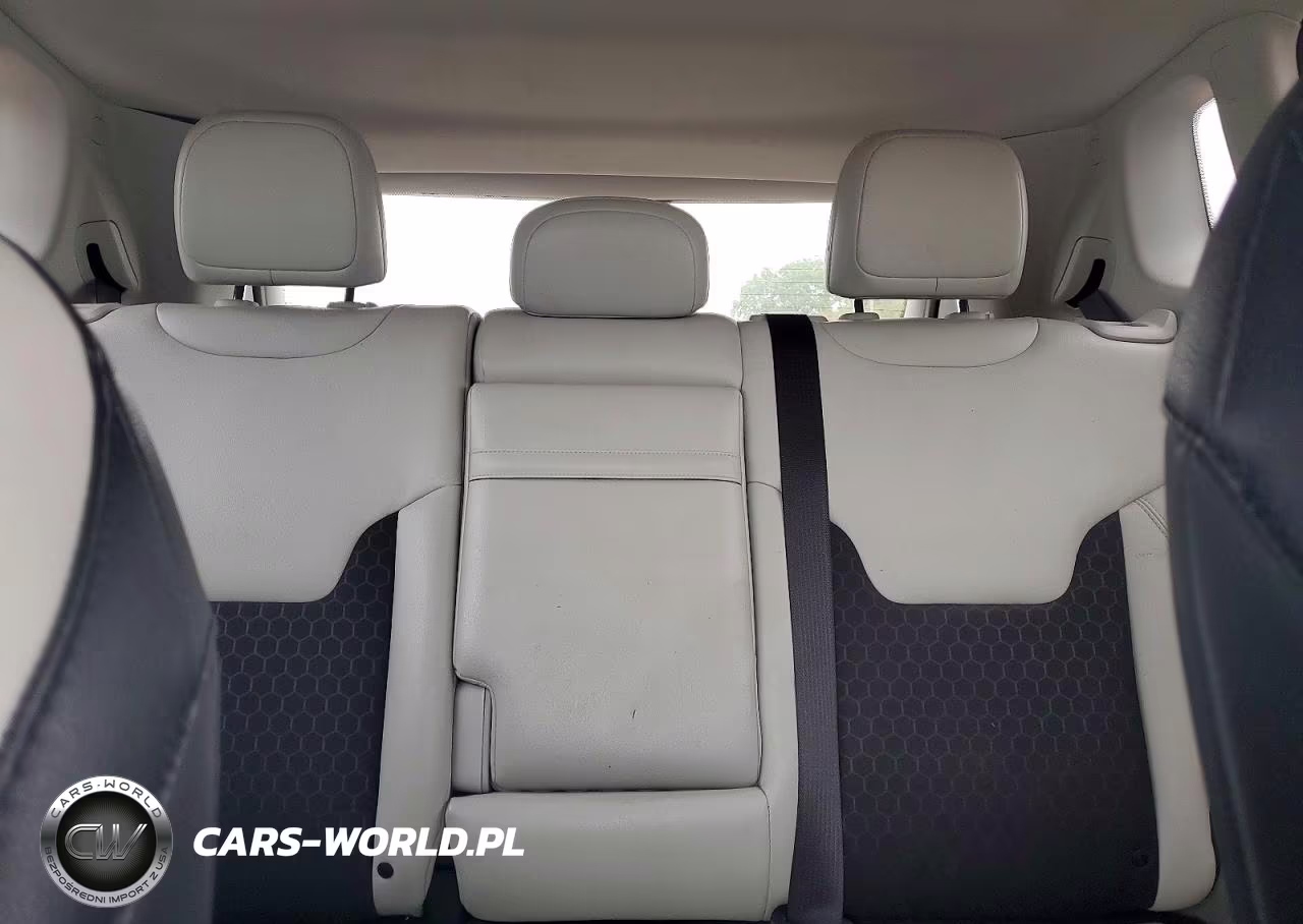 2019 Jeep Compass Latitude VIN:3C4NJCBB8KT832128 - 10