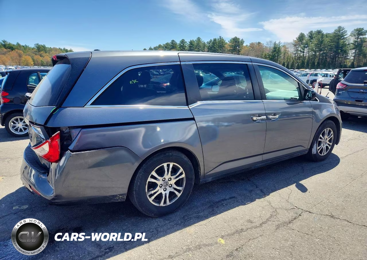 2011 Honda Odyssey Exl VIN:5FNRL5H66BB009701 - 3