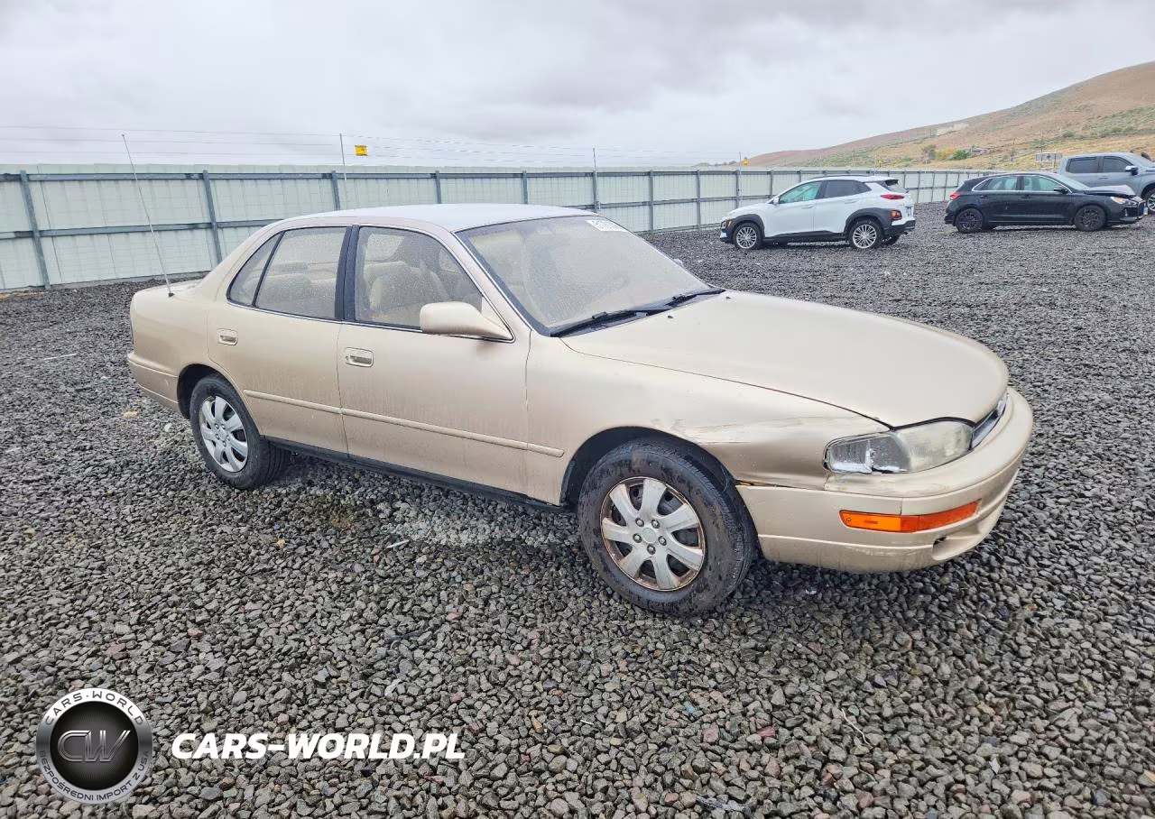 1994 Toyota Camry Le VIN:4T1GK12E2RU854609 - 4