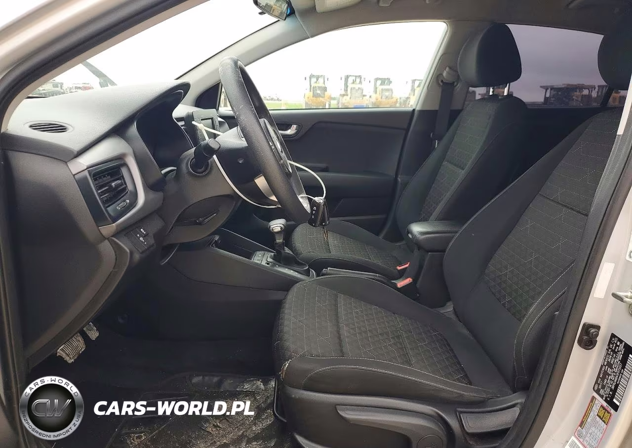 2018 Kia Rio S VIN:3KPA24ABXJE075917 - 7