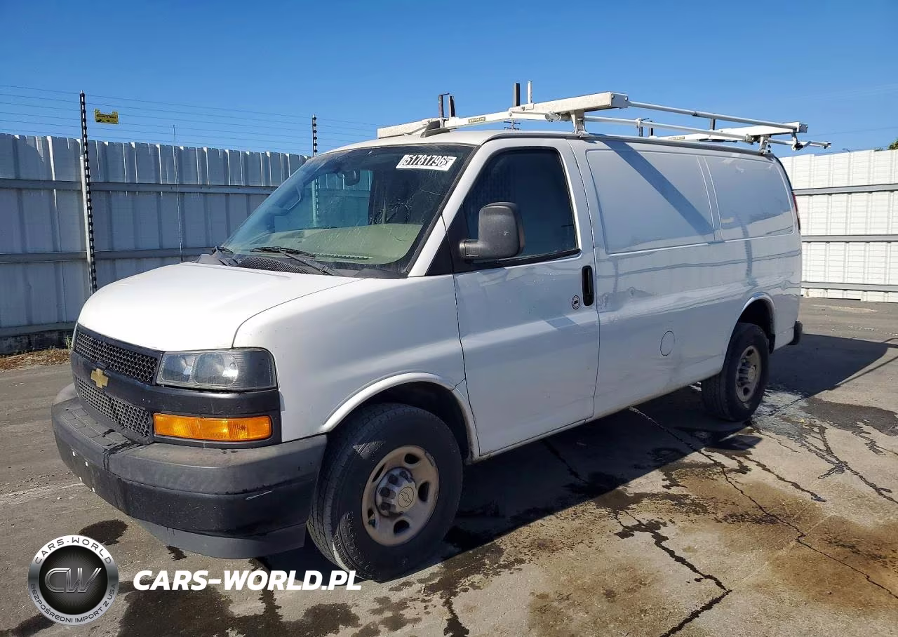 2020 Chev Express G2500