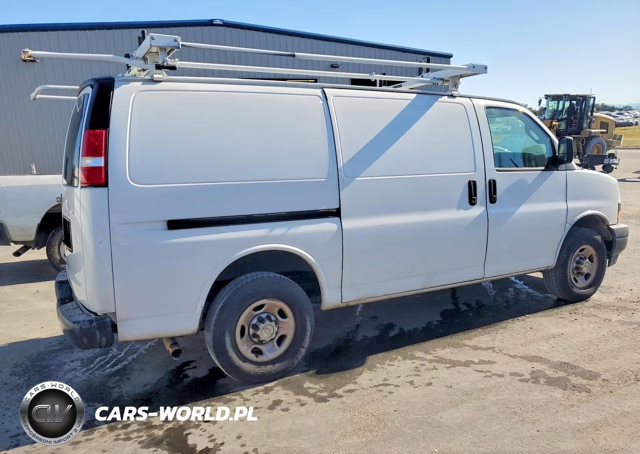 2020 Chev Express G2500 VIN:1GCWGAFP7L1185758 - 3
