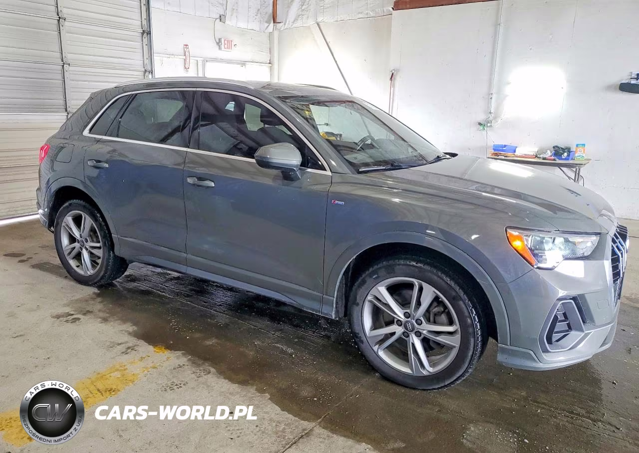 2020 Audi Q3 VIN:WA1DECF30L1046328 - 4