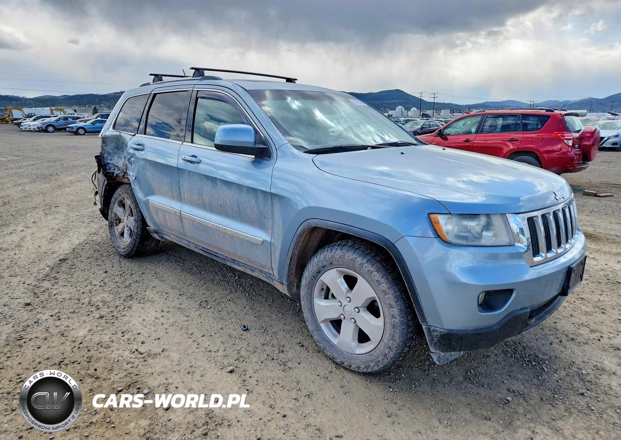 2012 Jeep Grand Cherokee Laredo VIN:1C4RJFAT5CC283210 - 4