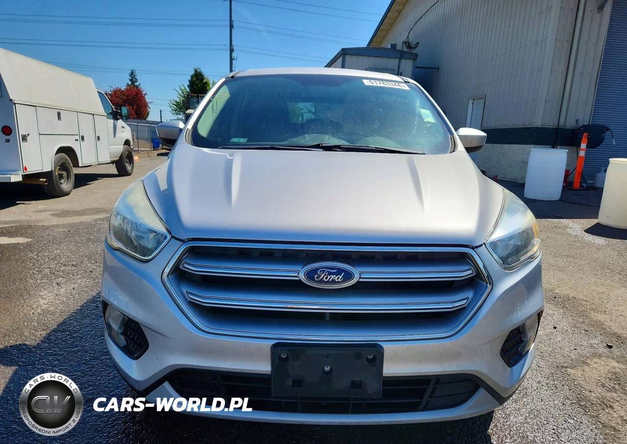 2017 Ford Escape Se VIN:1FMCU9GD2HUC38821 - 5