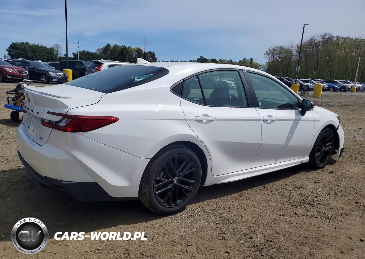 2025 Toyota Camry Se VIN:4T1DAACK3SU133473 - 3