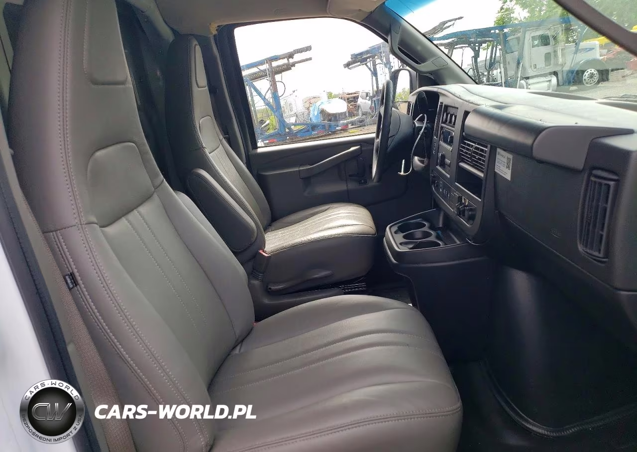 2024 Chevrolet Express Utility - Service Truck VIN:1GB0GRFP3R1177884 - 11