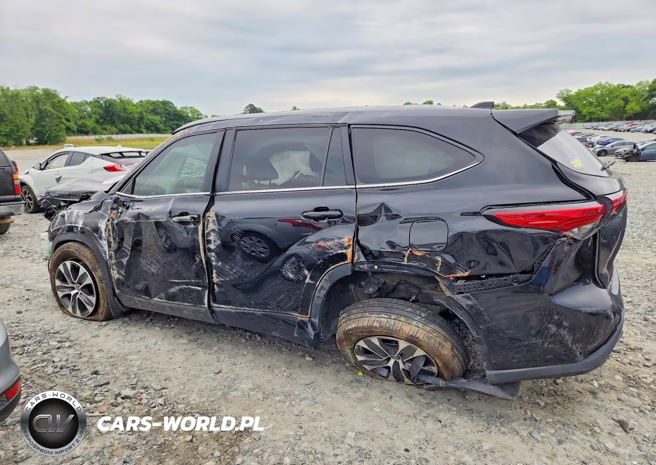 2023 Toyota Highlander Xle VIN:5TDKDRAHXPS049462 - 2