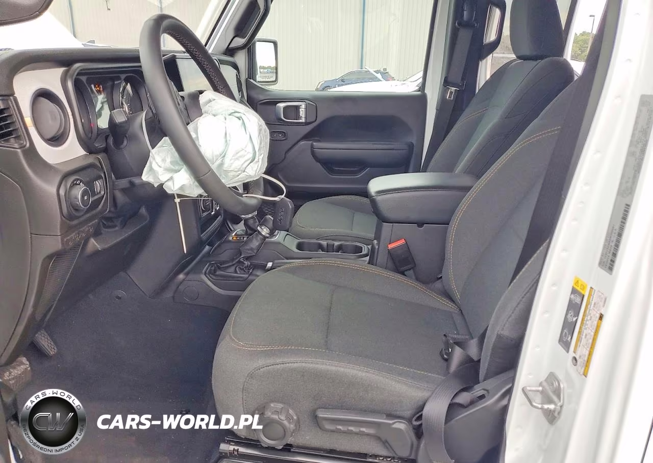 2025 Jeep Wrangler Sport VIN:1C4PJXDNXSW500581 - 7
