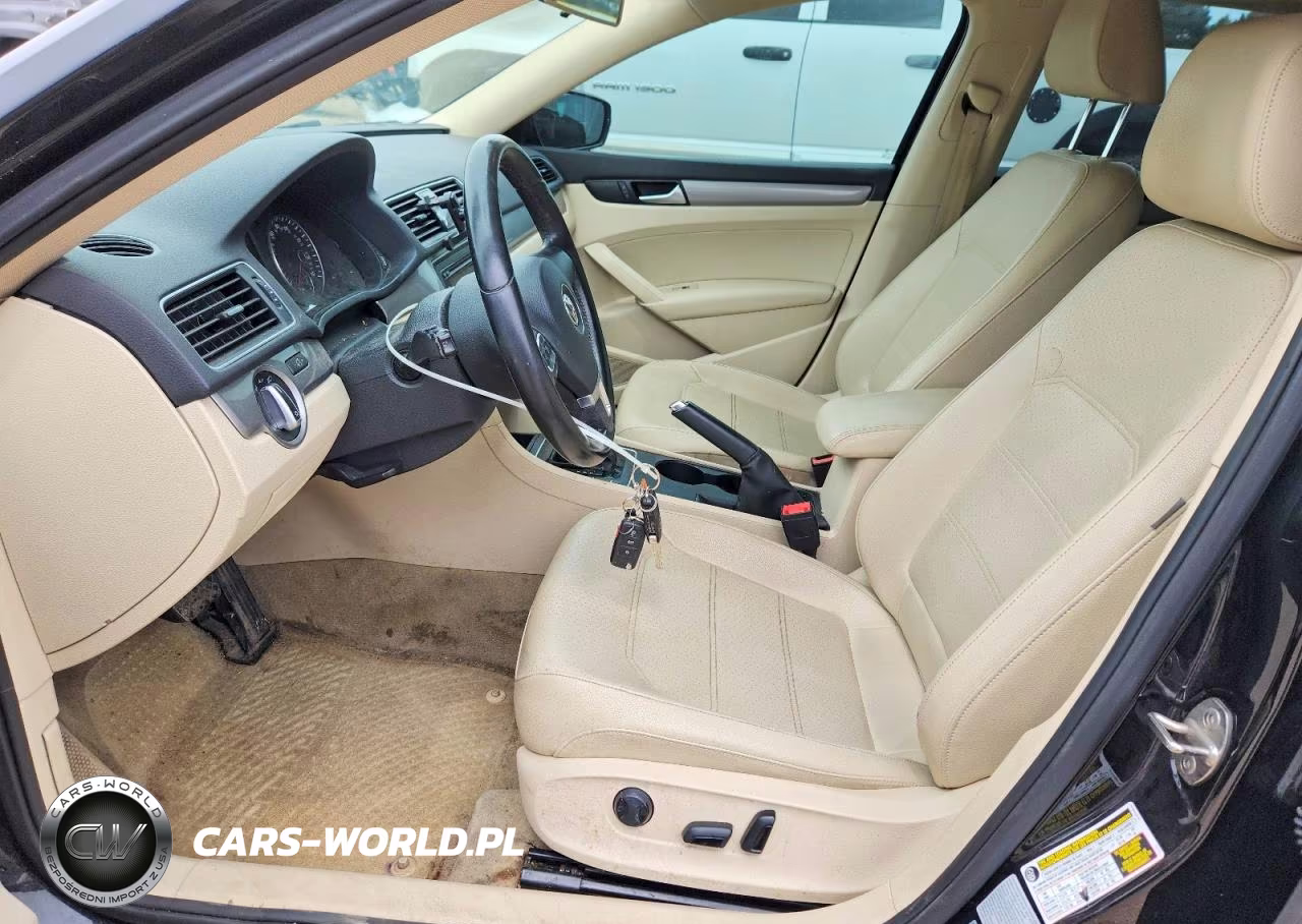 2015 Volkswagen Passat S VIN:1VWAS7A34FC111378 - 7