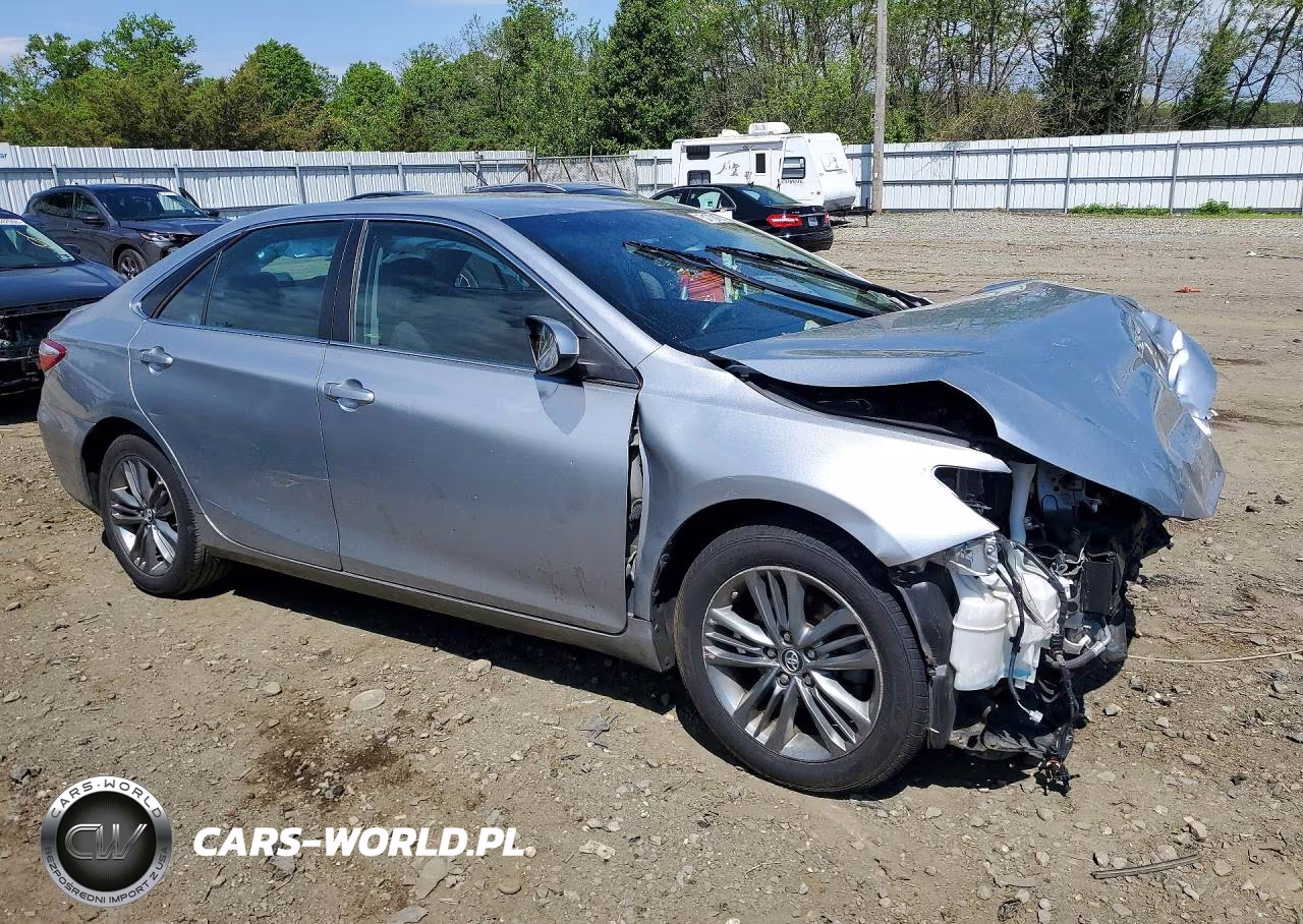 2017 Toyota Camry Se VIN:4T1BF1FK6HU690715 - 4
