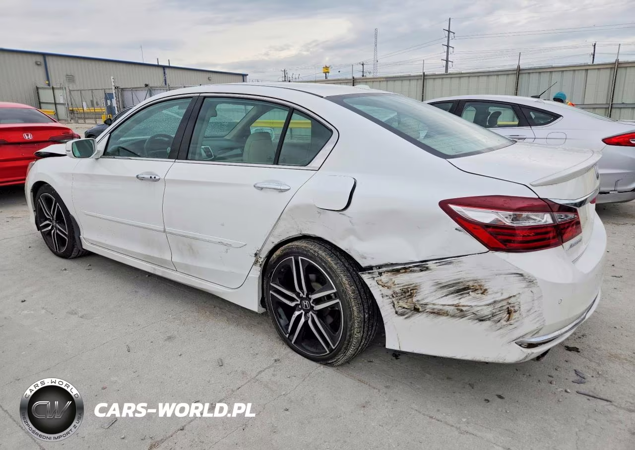 2016 Honda Accord Touring VIN:1HGCR3F93GA013289 - 2