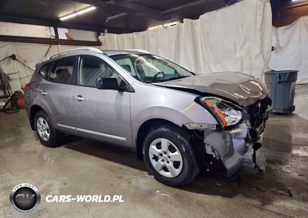 2015 Nissan Rogue Select S VIN:JN8AS5MV2FW258953 - 4