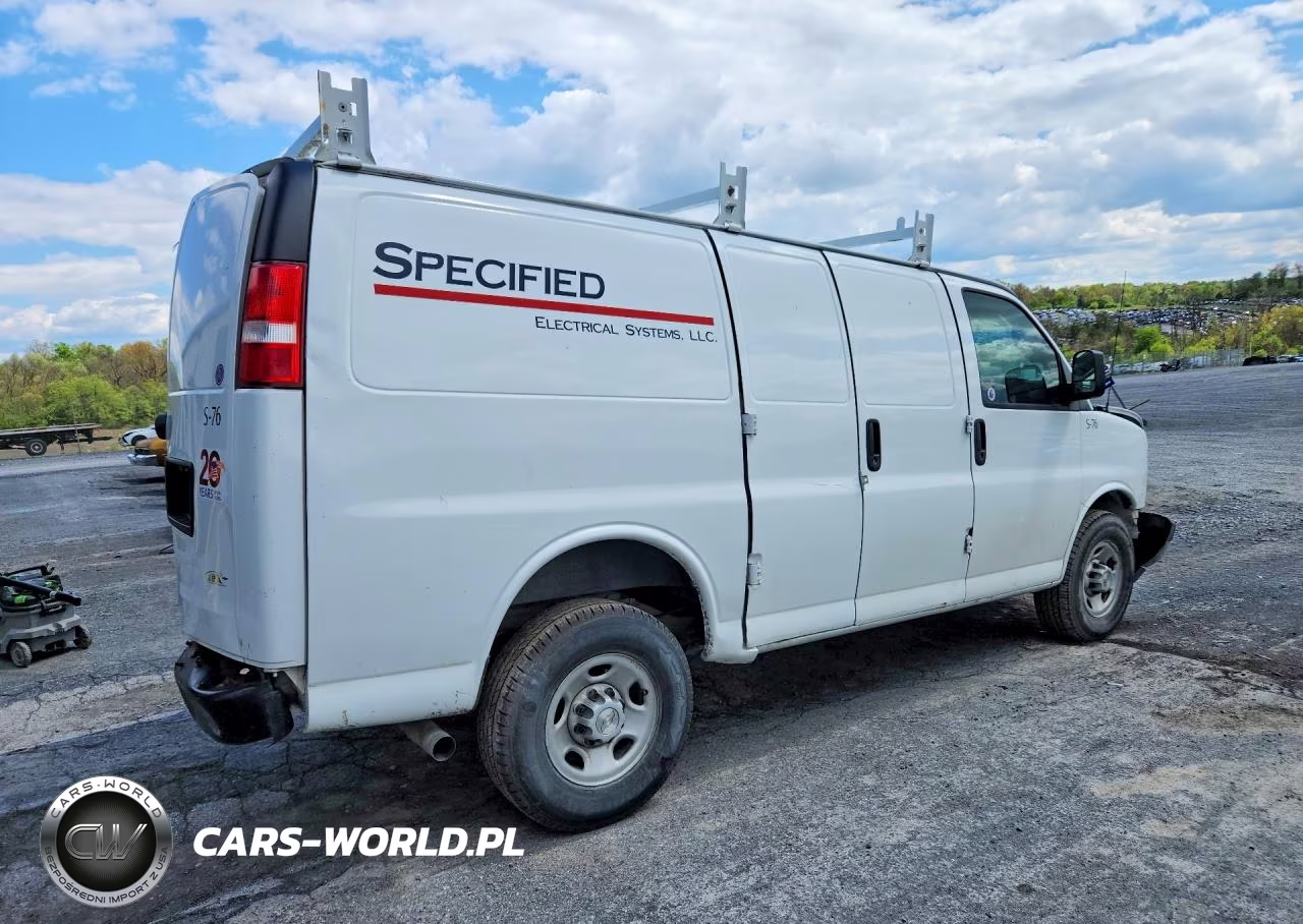 2017 Chevrolet Express G2500 VIN:1GCWGAFF0H1118451 - 3