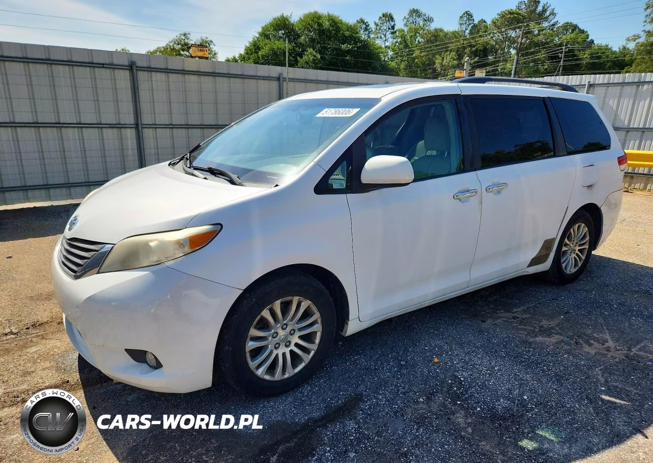 2011 Toyota Sienna