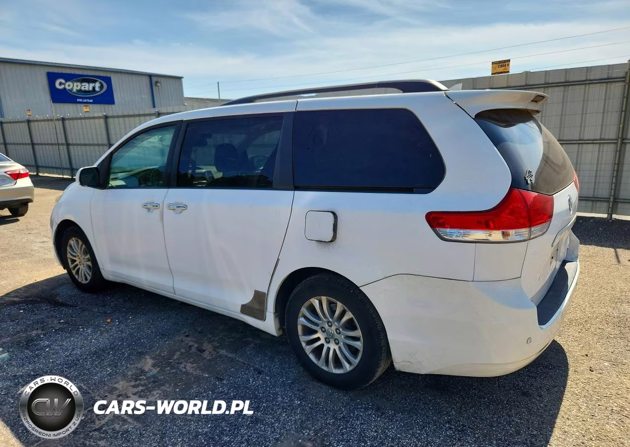 2011 Toyota Sienna VIN:5TDYK3DC9BS149655 - 2