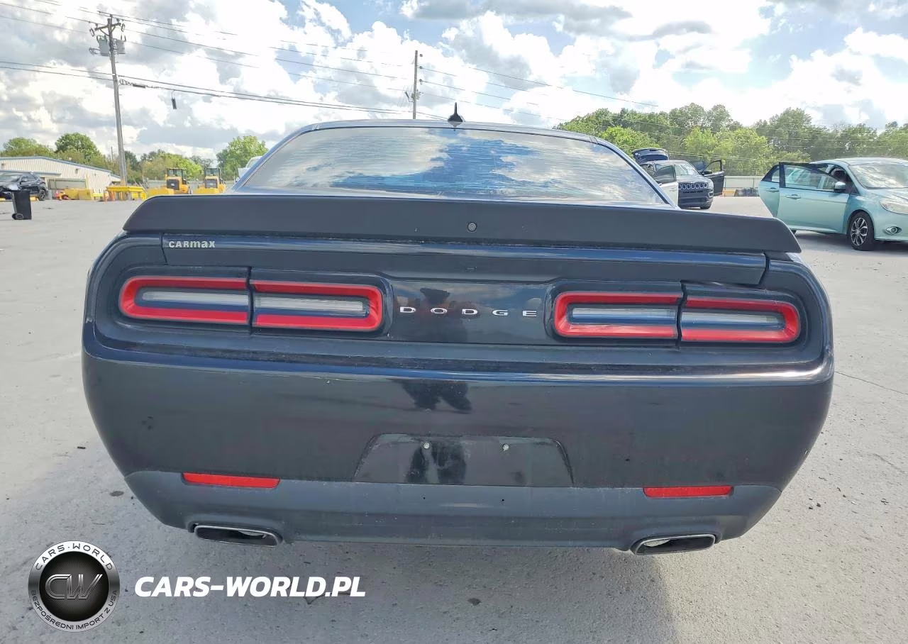 2018 Dodge Challenger Sxt VIN:2C3CDZAG1JH196016 - 6