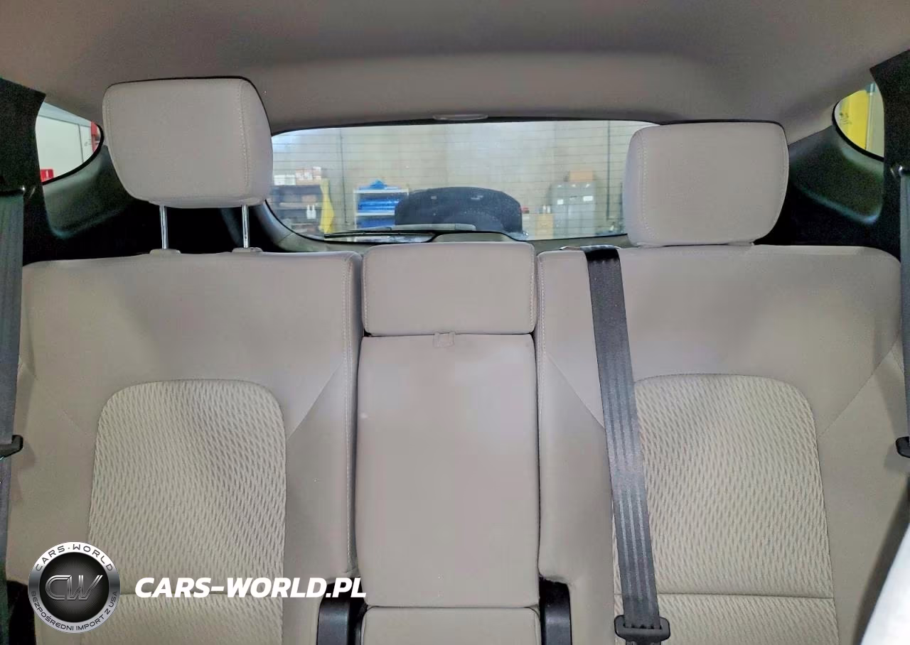 2017 Hyundai Santa Fe Sport 2.4L VIN:5NMZUDLB3HH030394 - 10