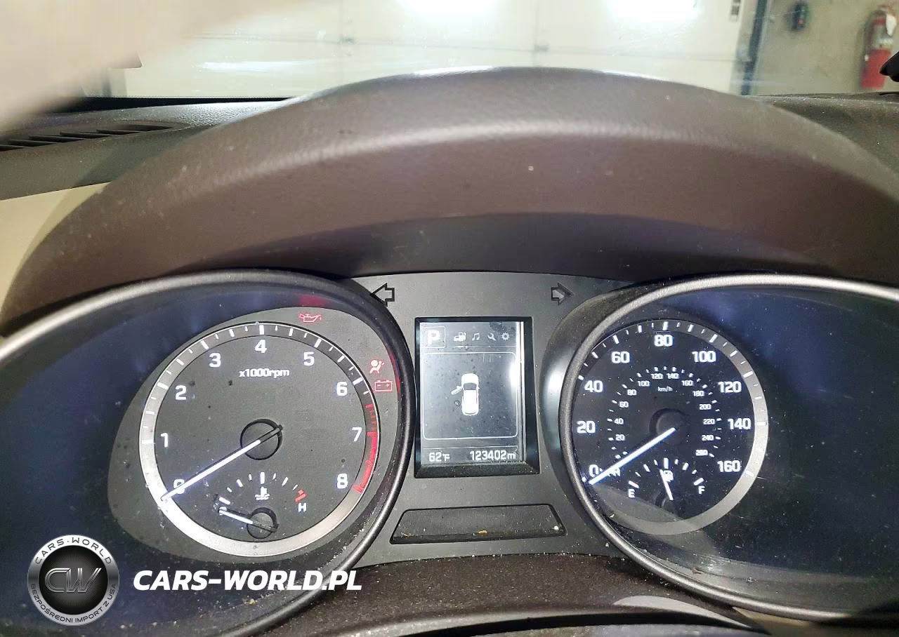 2017 Hyundai Santa Fe Sport 2.4L VIN:5NMZUDLB3HH030394 - 9