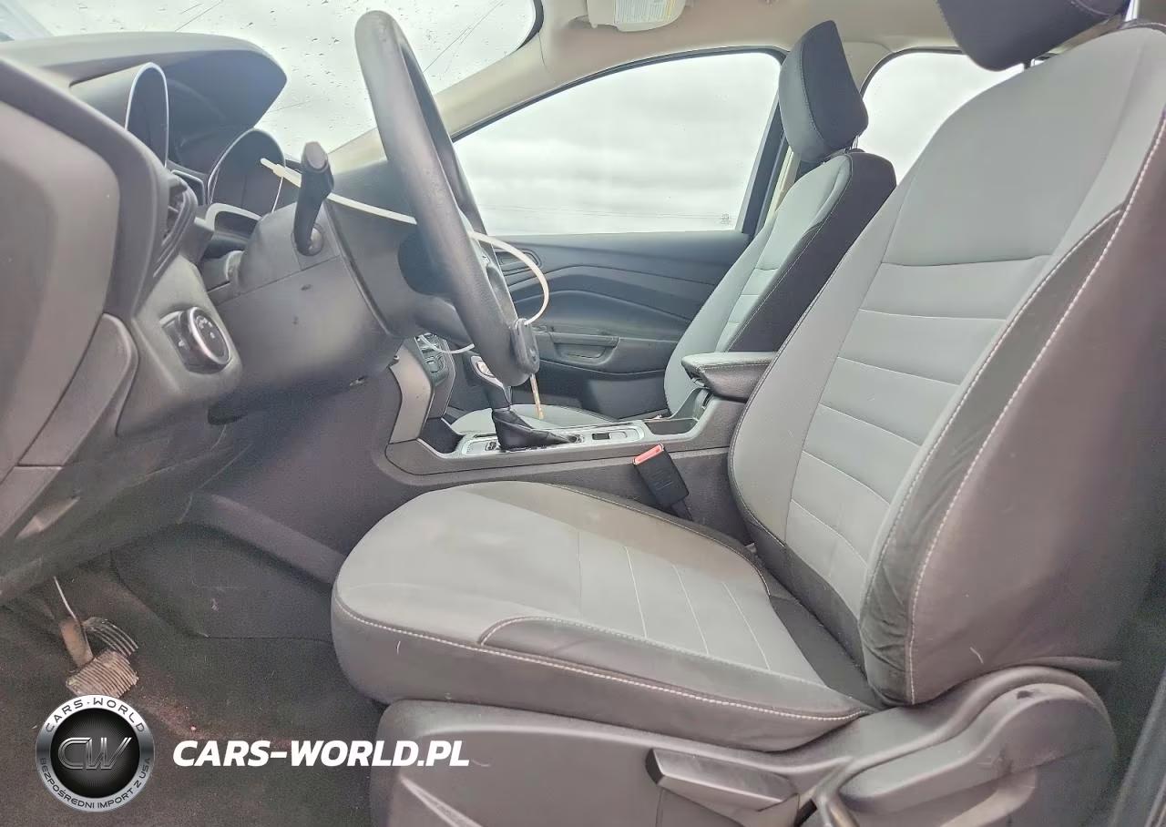 2019 Ford Escape S VIN:1FMCU0F71KUA05009 - 7