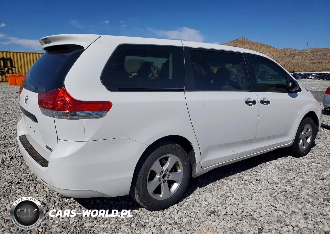 2012 Toyota Sienna Base 7-Passenger VIN:5TDKA3DC3CS010325 - 3