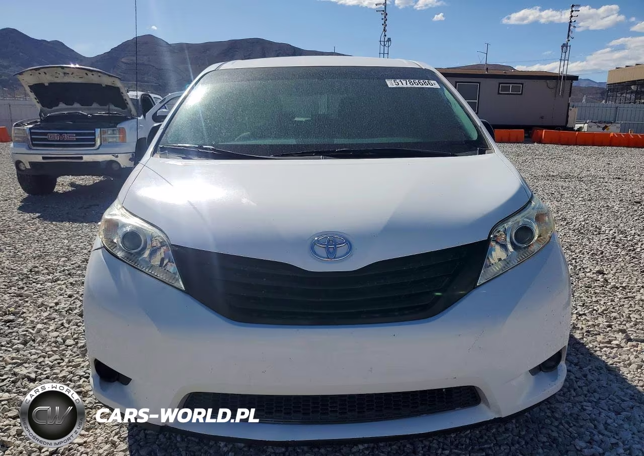 2012 Toyota Sienna Base 7-Passenger VIN:5TDKA3DC3CS010325 - 5