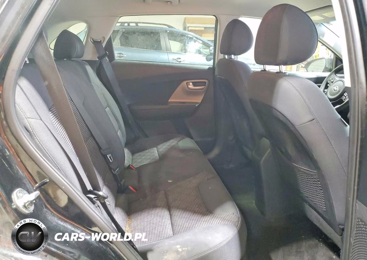 2018 Kia Niro Fe VIN:KNDCB3LC1J5118612 - 11