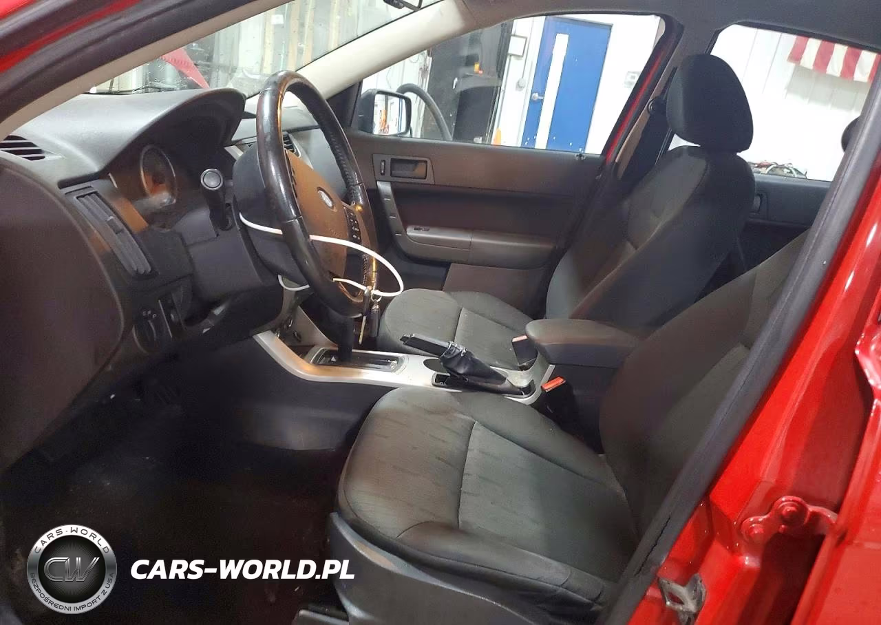 2008 Ford Focus VIN:1FAHP35NX8W152726 - 7