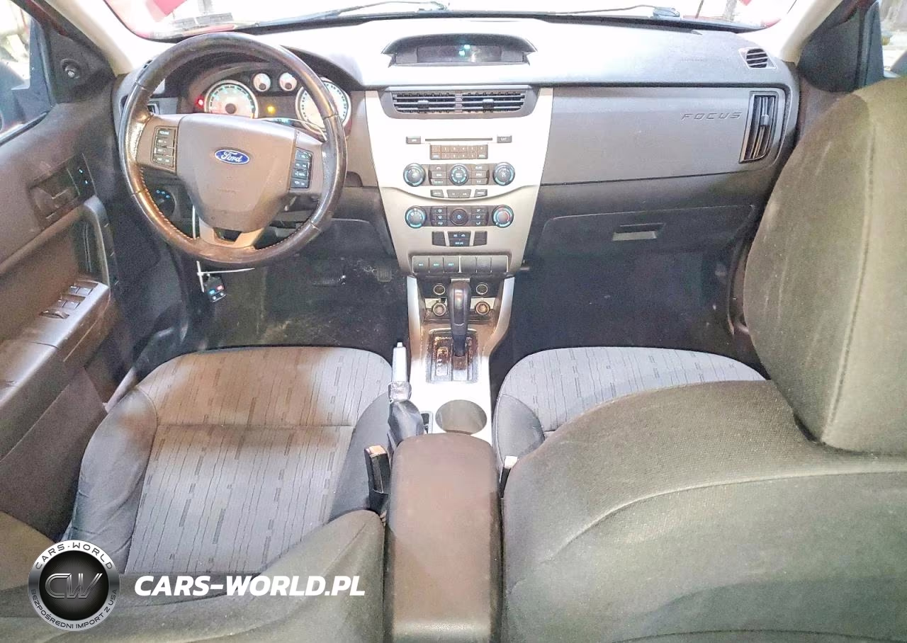 2008 Ford Focus VIN:1FAHP35NX8W152726 - 8