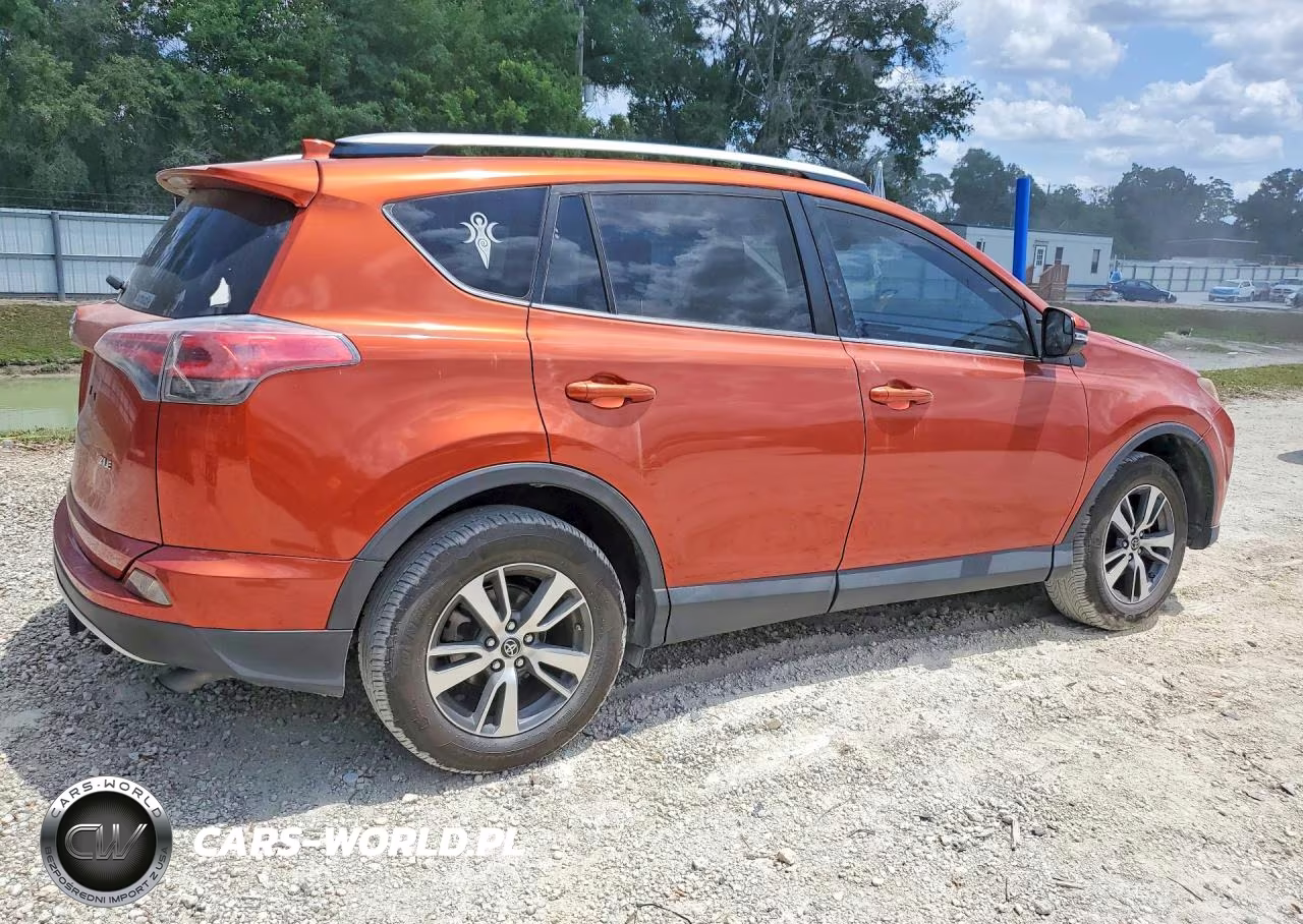 2016 Toyota Rav4 Xle VIN:JTMWFREV6GJ066803 - 3
