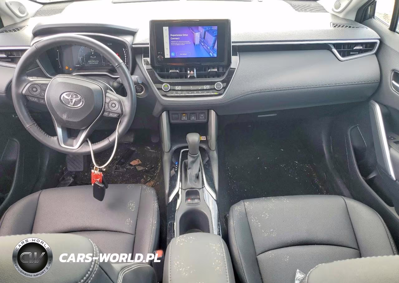 2023 Toyota Corolla Cross Xle VIN:7MUDAABG8PV060104 - 8