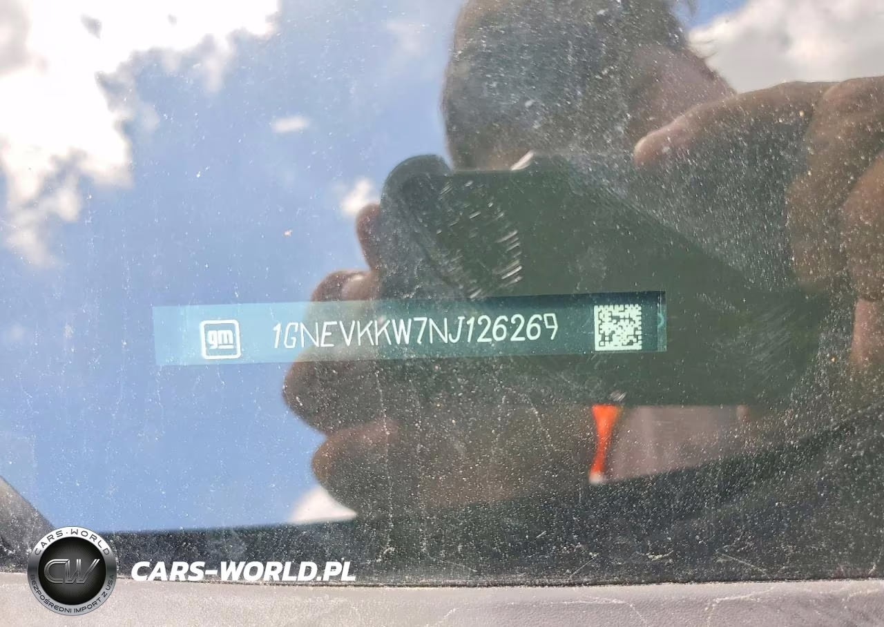 2022 Chevrolet Traverse Premier VIN:1GNEVKKW7NJ126269 - 13