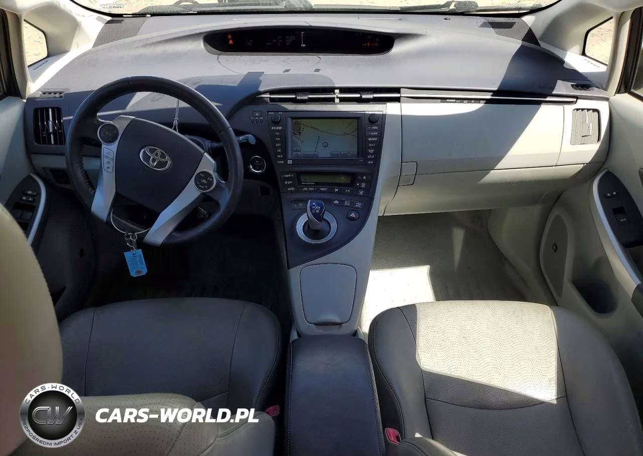 2011 Toyota Prius Four VIN:JTDKN3DU8B5327700 - 8