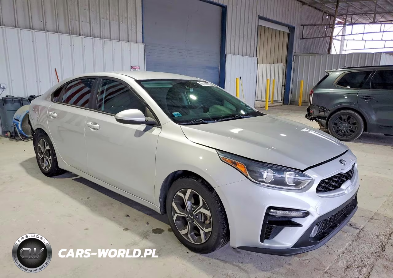 2021 Kia Forte Lxs VIN:3KPF24AD6ME269632 - 4